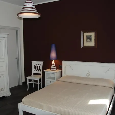 Re Ruggero Hotel 2*