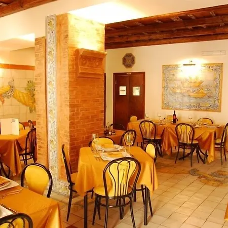 Hotel Re Ruggero