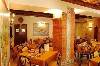Re Ruggero Hotel